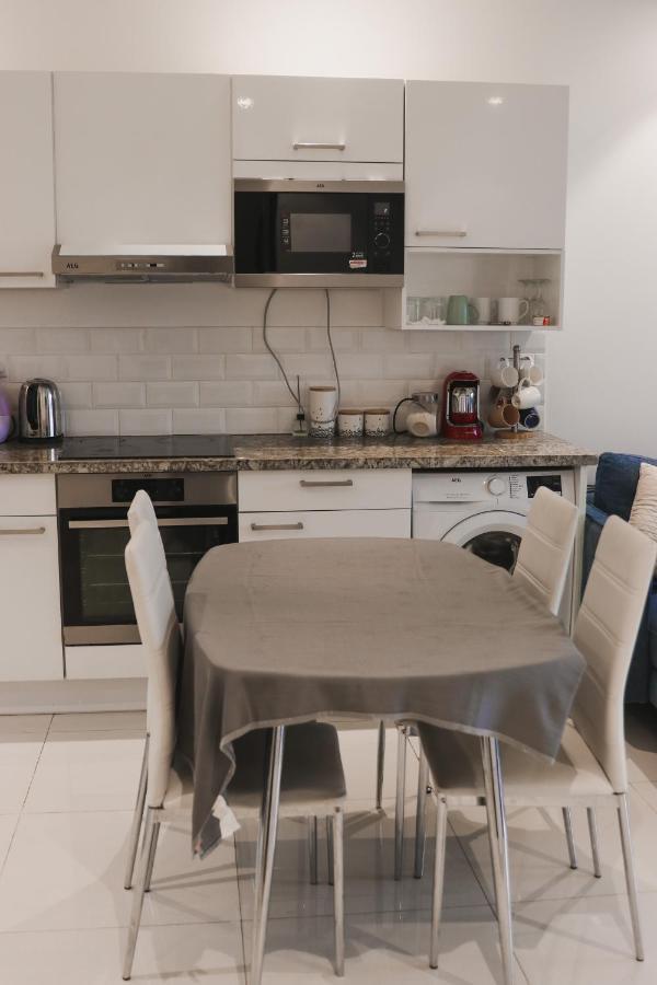 Almuzn Appartement *