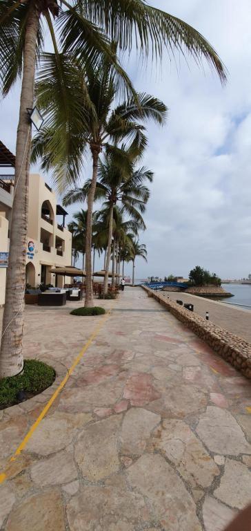 Almuzn Salalah